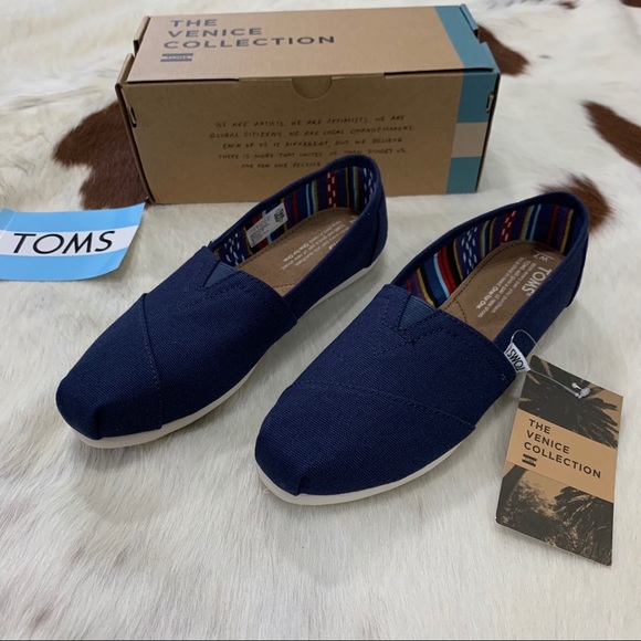 NWT• TOM’S Classic Navy Alpargata Venice Coll - Picture 1 of 12